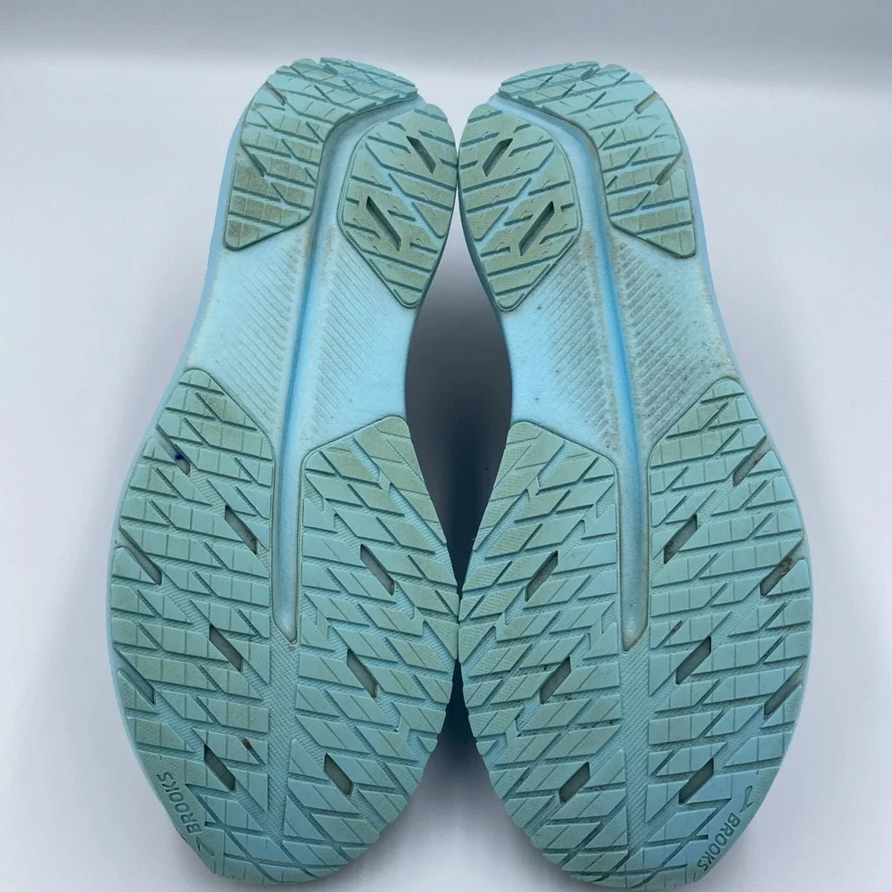 Brooks hyperion tempo